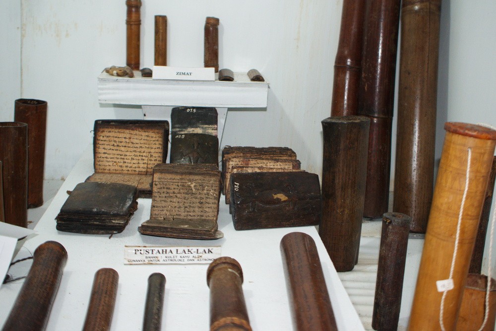 Pustaha Laklak Simalungun